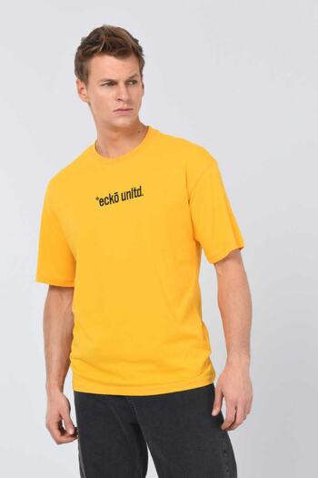 ECKO UNLTD Hug Saffron Men's Crew Neck T-Shirt