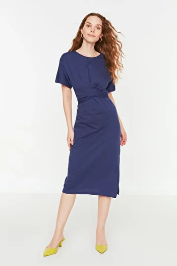 Trendyol Collection Rochie tip creion tricotată midi, 100% bumbac, 100% bumbac, așezată în talie, cu cravată și detaliu TWOSS21EL0404