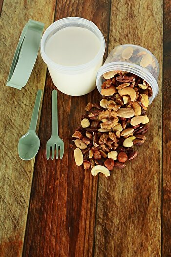ZERDÜNYA 4 Pcs Double Chamber Fruit Yogurt Muesli Oatmeal Diet Snack Container with Fork and Spoon