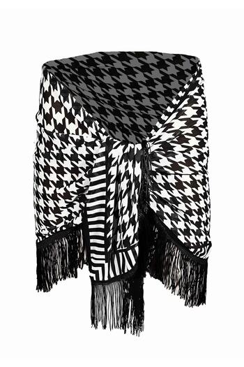 Bolder Amore Tasseled Black and White Pattern Pareo