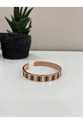 KAVELE Pure Copper Bracelet - Suitable for Every Wrist - Snap-on - Unisex-