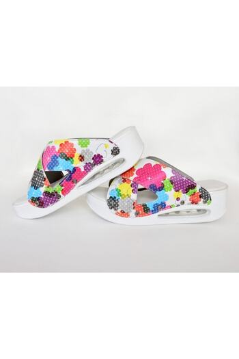Nur Ortopedi Colorful Patterned Flowers Slippers
