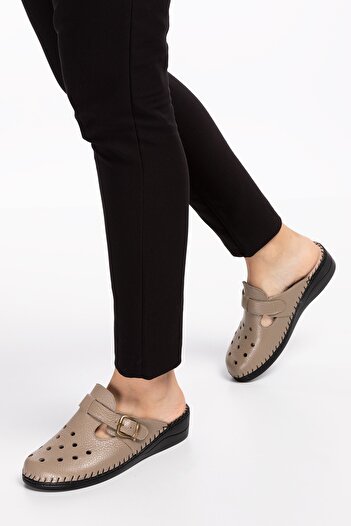 Akgün Terlik Women's Mink Genuine Leather Orthopedic Comfortable Sabo Slippers