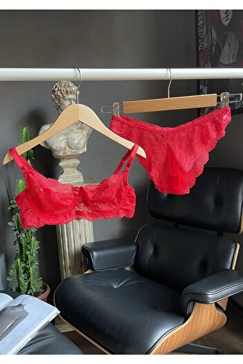Pina Red Lace Underwire Bra Panty Set