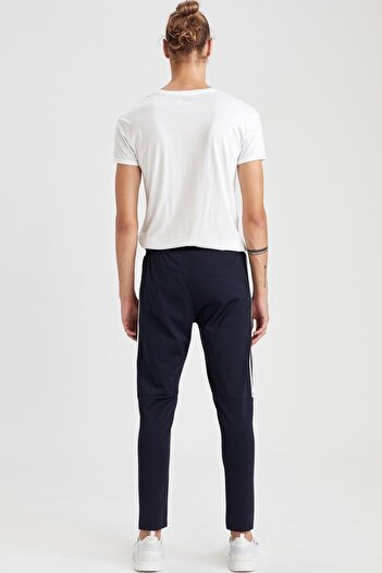 DeFacto Erkek Lacivert Şerit Detaylı Slim Fit Eşofman Altı S3304AZ20AU