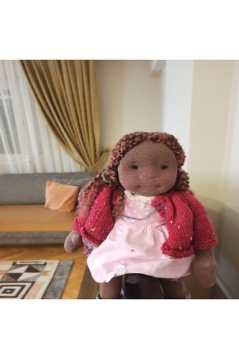 Adosgood Mor Hırka Püsküllü Siyahi , Rastalı Kahverengi Ve Gümüş Saçlı Nazik Bebek, Pembe Sevimli Bebek