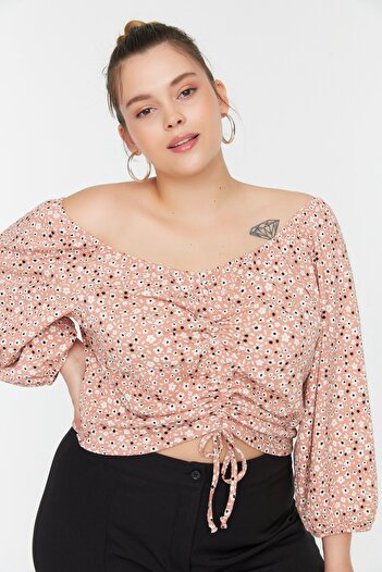 Trendyol Curve Pink Floral Pattern Gather Detailed Knitted Crop Blouse TBBAW23AF00014