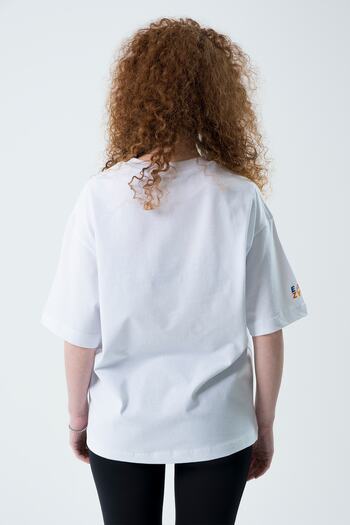Eazy Co Eazy White Eat Healthy Unisex Extra Oversize εμπριμέ κοντομάνικο μπλουζάκι