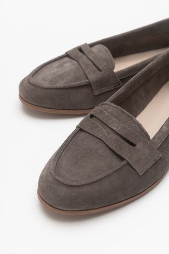 LuviShoes F02 Велурени дамски балерини от норка