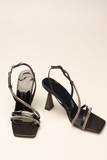 ROVIGO Black Patent Leather Stoned Women's Heels