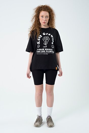 Eazy Co Eazy Black Keep Growing Unisex Extra Oversize Printed Short Sleeve T-shirt