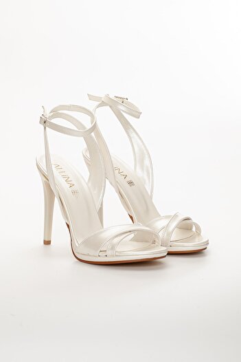 LİLLA Women's Platform Thin Heeled Pearl Shoes