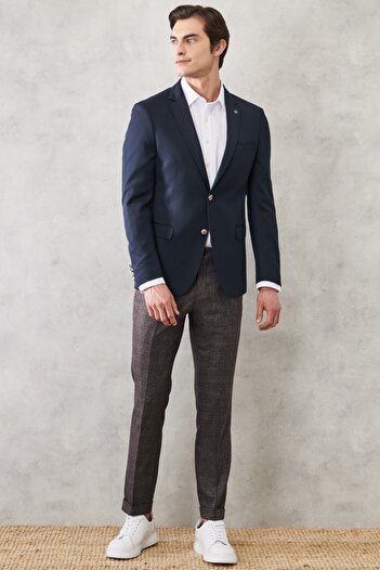 ALTINYILDIZ CLASSICS Ανδρικό μπουφάν Navy Blue Comfort Fit Relaxed Cut Swallow Collar Casual