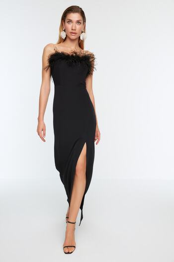Trendyol Collection Černé tělo lemované Otrişli tkané večerní šaty TPRSS22AE0095