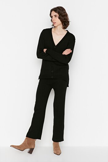 Trendyol Collection Set tricotaje negru cu nasturi de sus și de jos TWOAW22AU0060