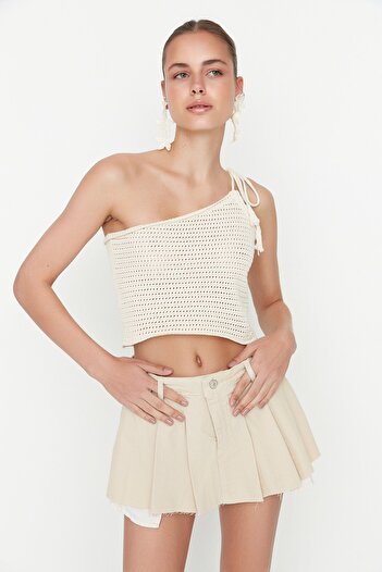 Trendyol Collection Mini Ecru Denim Shorts Skirt - Pleated, Twoss22Sr00164