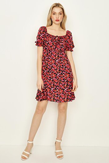Select Moda Women's Red Flower Patterned Pentagonal Collar Balloon Sleeve Mini Dress