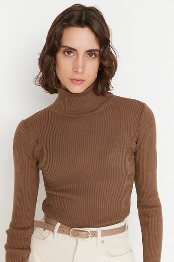 Trendyol Collection Καφέ πουλόβερ Basic ζιβάγκο TWOAW21KZ1279