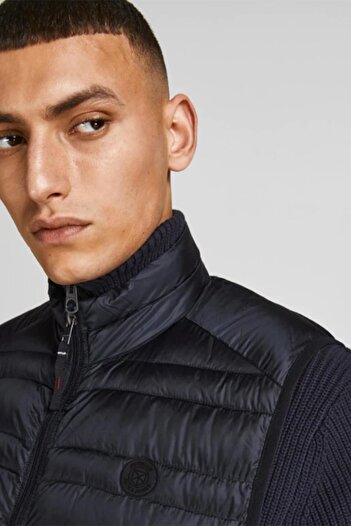 Jack & Jones Men's Lightweight Inflatable Vest - 12205064
