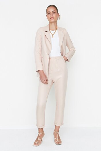 Trendyol Collection Pantaloni de țigară bej TWOSS22PL0123