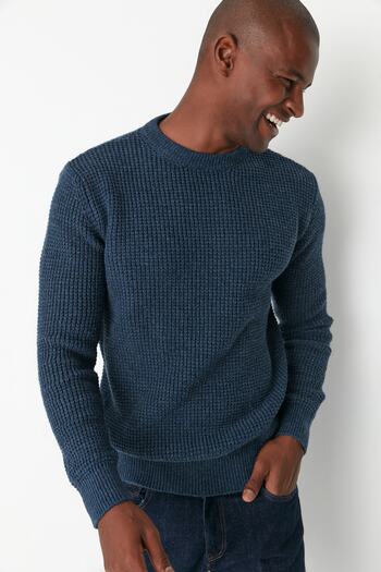 Trendyol Collection Πλεκτό πουλόβερ Indigo Textured Crew Neck - κανονική εφαρμογή TMNAW23KZ00028