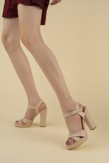 PASSAGE SHOES 3045 Women's Cross Strap Platform Heeled Sandals