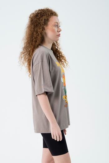 Eazy Co Eazy Stone Grey Happy Flowers Unisex Extra Oversize εμπριμέ κοντομάνικο μπλουζάκι