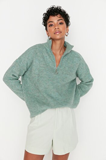 Trendyol Collection Menta, puha textúrájú cipzáras kötöttáru pulóver TWOAW20XS0009