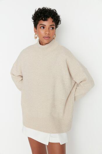 Trendyol Collection Weich strukturierter Strickpullover mit breiter Passform – TWOAW23KZ00469
