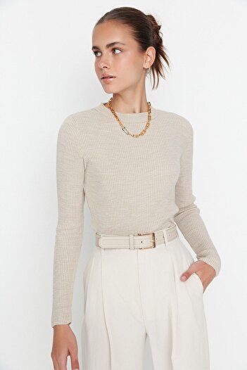 Trendyol Collection Steinfarbener Basic-Strickpullover mit Kordelzug TWOAW22KZ1708
