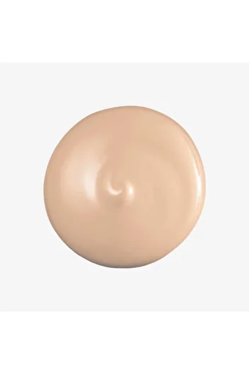 Oriflame Giordani Gold Radiant - 25 SPF Cream Foundation, First Water Based CC Cream