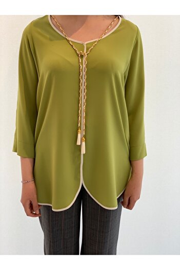 AYHAN Backless Blouse with Chain Detail on the Collar