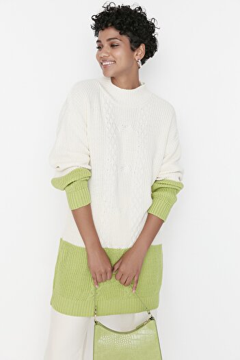 Trendyol Modest Εκρού μέση και μανίκια Color Blocked Crew Neck Πλεκτό πουλόβερ TCTAW23KZ00067