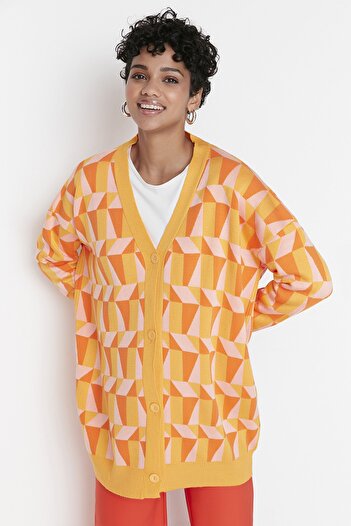 Trendyol Modest Orange Pink Geometric Patterned Button Detailed Knitwear Cardigan TCTAW23HI00032