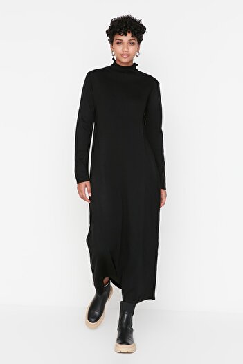 Trendyol Modest Μαύρο πλεκτό φόρεμα ζιβάγκο TCTAW23EB00001