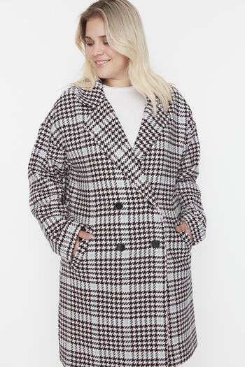 Trendyol Curve Tuvit Stamp Coat - Multi-Colored, Loose Fit, Button and Pocket Detail TBBAW23DD00001