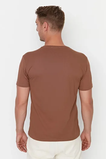 Trendyol Collection Μπλουζάκι με κανονικό κοντό μανίκι καφέ - TMNSS22TS0271