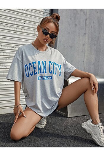 AFROGİYİM Жіноча футболка з принтом Ocean City в стилі оверсайз
