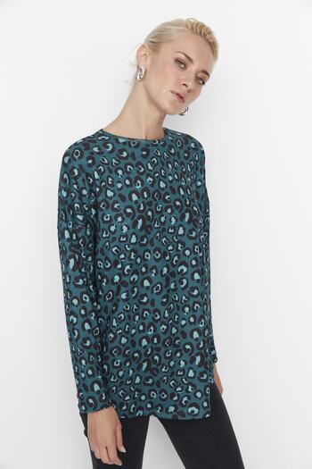 Trendyol Collection Green Patterned Oversize Knitted Blouse TWOAW23BZ00389