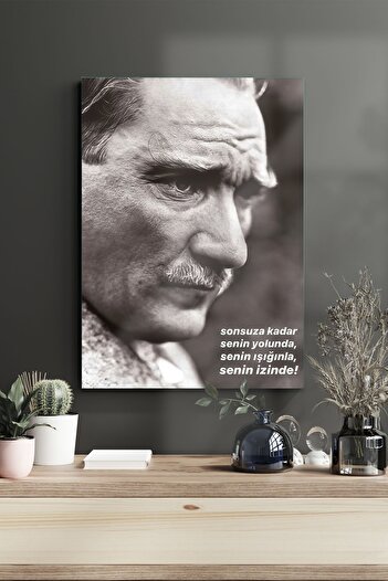 Decovetro Tablou din sticlă cu portretul lui Ataturk scris