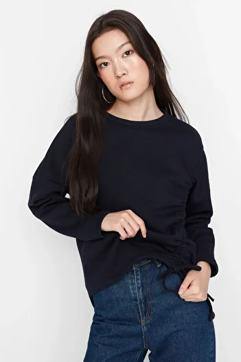 Trendyol Collection Navy Blue Gather Detailed Silný fleece Uvnitř pletená mikina TWOAW23SW00053