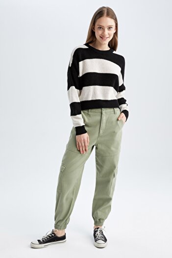 DeFacto Cool Cargo Jogger Normal Waist Gabardine 100% Cotton Trousers with Cargo Pockets