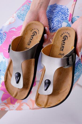 StWenn Women's Flip Flops Comfortable Sole Beach Pool Beach Daily Slippers