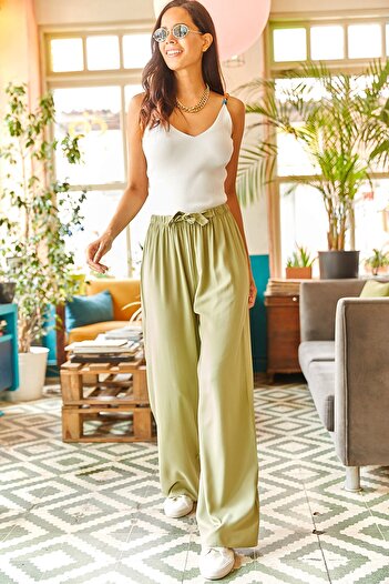 Olalook Women's Khaki Belted Woven Viscon Palazzo Trousers PNT-19000169