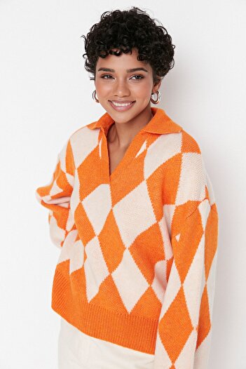 Trendyol Collection Soft Texture - Patterned Orange Wide Knitwear Sweater Twoaw23Kz00904
