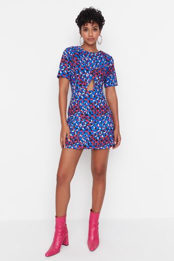 Trendyol Collection Super mini tkané šaty v námořnické modři TWOAW23EL00340
