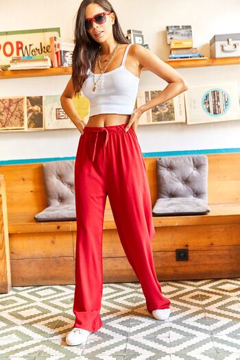 Olalook Women's Burgundy Belted Woven Viscon Palazzo Trousers PNT-19000169
