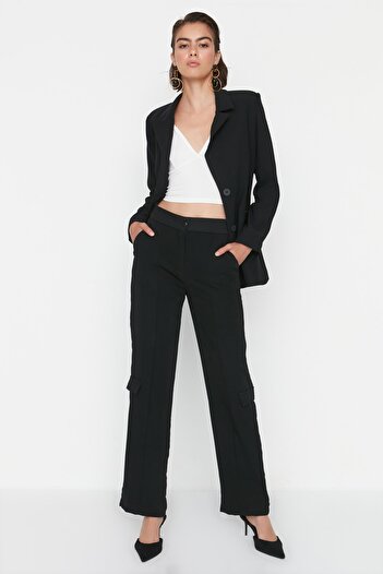 Trendyol Collection Black Straight Cut Woven Trousers TWOAW23PL00041