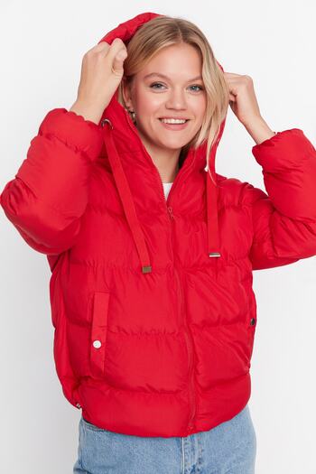 Trendyol Collection Red Hooded Rugular Mould Water Repellent Inflatable Coat Twoaw21Mo0022