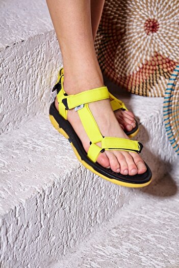 Altın Adım Unisex Non-Slip Sole Sports Sandals - Yellow